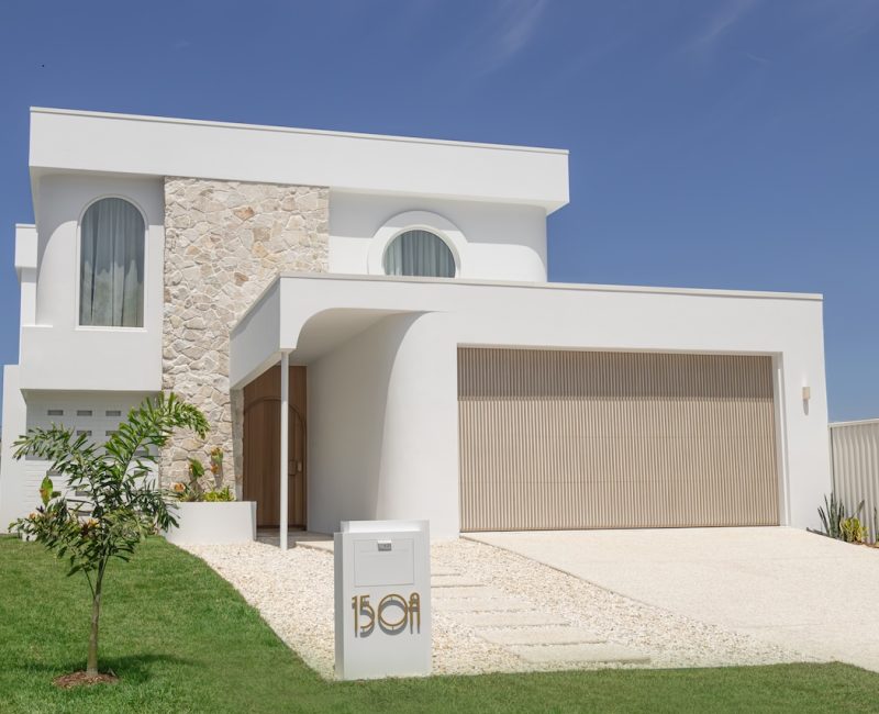 Palm_Beach_Facade